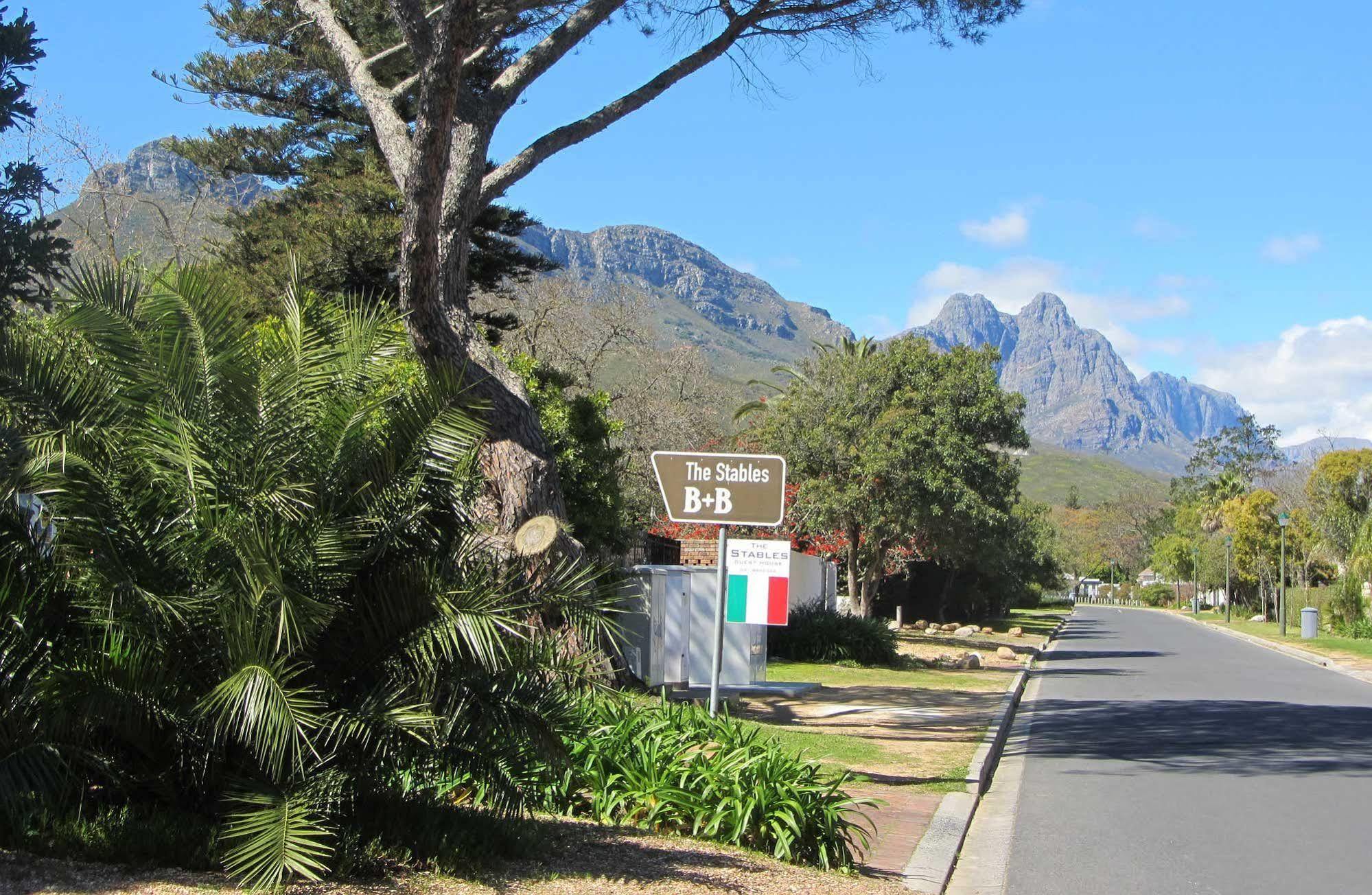 The Stables Lodge Stellenbosch Exteriör bild